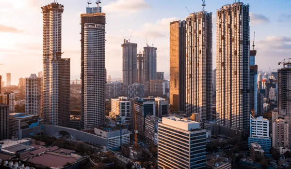 Types of Commercial Complexes: Shopping, Office, Mixed-Use and Business Complexes