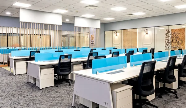 What Businesses Should Look for Before Renting Space in a Commercial Complex